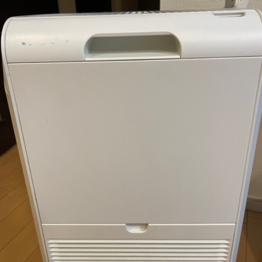 購入者決定済み
ダイキン空気清浄機52480円