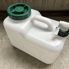 コック付き ポリタンク10L