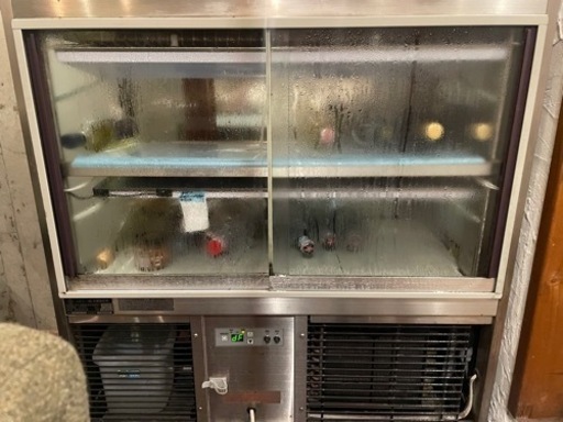 大穂製作所　冷蔵ショーケース