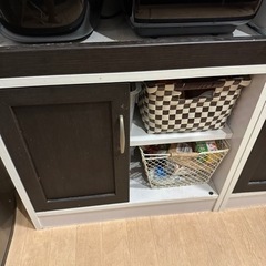 食器棚の画像