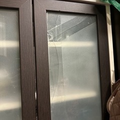 食器棚の画像