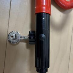 【手渡し限定】ハンドルロック　ステアリングロックの画像