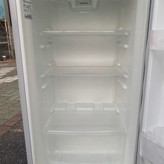 🚛配送無料🔰当日配送‼️遅い時間配送可🏅✨2ドア冷蔵庫227L大容量ボトムフリーザ✨🏅　洗濯機　も出品　🔸　兵庫　大阪　京都　奈良　和歌山　滋賀　🔸　の画像