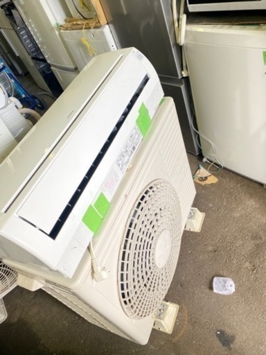 取付工事込み金額 14畳　200V用　4kw 白くまくん RAS-F40E2