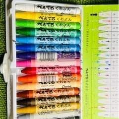 PENTEL くれよん　16色