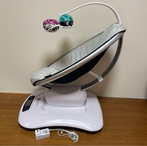 moms(フォーマムズ)  電動バウンサー mamaRoo4・ママルー4
