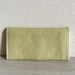 ☆お値引可能☆【美品】Salvatore Ferragamo  長財布 二つ折り財布 財布  の画像