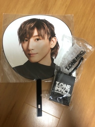 SixTONES ペンラ　うちわ