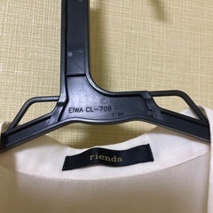 リエンダ　透け感が可愛いトップスの画像