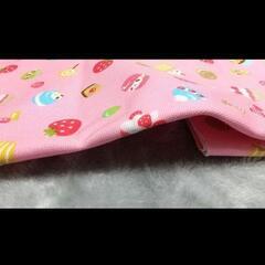 新品未使用❗️イチゴ柄オックス生地カットクロス2枚の画像