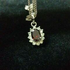 天然石ガーネットネックレスの画像