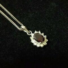 天然石ガーネットネックレスの画像