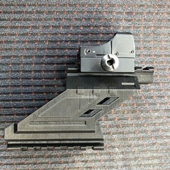 東京マルイ Mk23 SOCOM対応　20mmマウントレール／ドットサイト付き！の画像