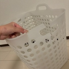 カインズ ランドリーバスケットの画像