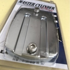 限定お値下げ＊特価【新品】 T-MAX マジェスティ250 マグザム 他ヤマハ アルミ削出し マスターシリンダーキャップ (STRIPE)の画像