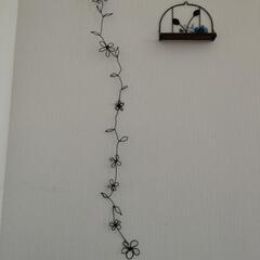  🌺🌿花と葉っぱのワイヤーアート✨壁等に、、の画像