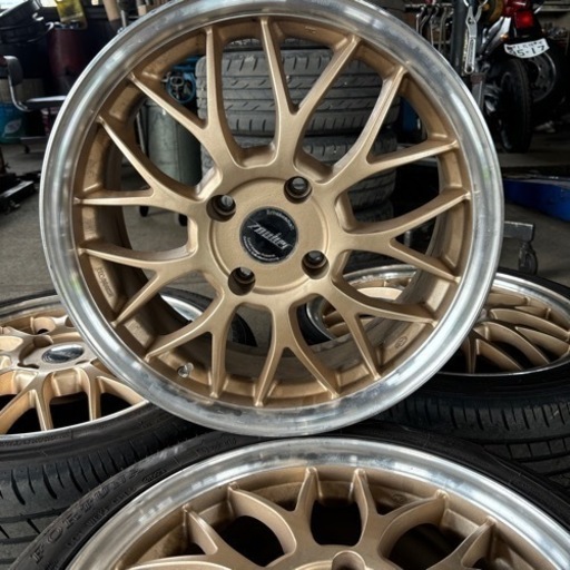 ザウバーアルミホイール