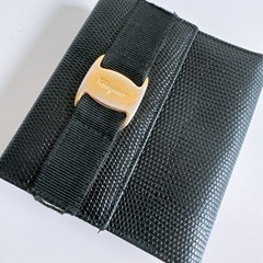 Salvatore Ferragamo コンパクトウォレット ブラック 財布の画像