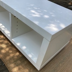 キャスター付きテレビ台の画像