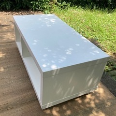 キャスター付きテレビ台の画像