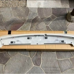 80系　ヴォクシー　純正リアスポイラー(未使用品)の画像