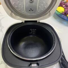 KOM 炊飯器 BKR-31-WH 3合 2024年製の画像