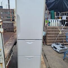 冷蔵庫差し上げます