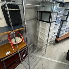 リサイクルショップどりーむ天保山店　No13597　メタルラック　ハンガーラック　大きめサイズ　の画像