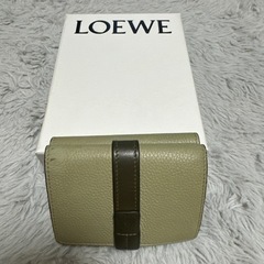 LOEWE 三つ折財布