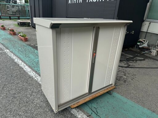 【愛品館八千代店】タクボ物置　ミドルタイプ物置　GP-115D