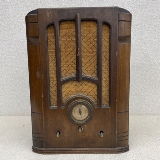 【ジャンク品】ナナオラ 85型 真空管ラジオ レトロ　 ※2400010414244