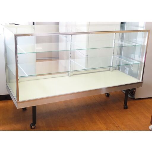 ♪美品 ガラス ショーケース 横型 150cm 背面扉 飾り棚 店舗 業務用 札幌♪