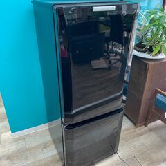 【お売りします】 三菱　ノンフロン冷凍冷蔵庫　2ドア　右開き　M...