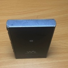 【値下げ】SONY ウォークマン Aシリーズ NW-A45 (16GB)ムーンリットブルー (USB充電ケーブルあり)の画像