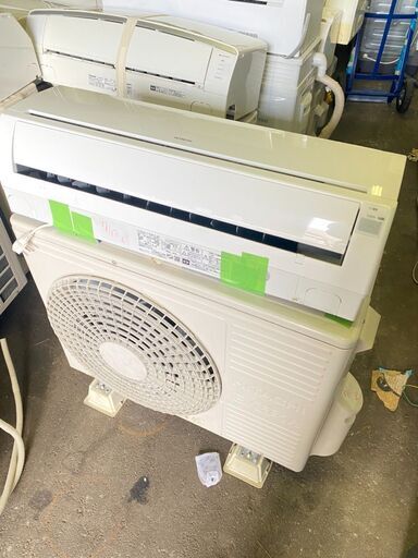 北九州市取付工事込み金額 14畳　200V用　4kw 白くまくん RAS-F40E2