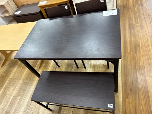 【トレファクイオンタウン上里店】ベンチダイニング4点セット入荷しました！！