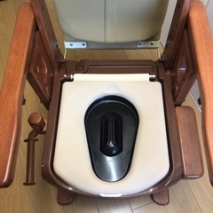 ポータブルトイレ　家具調　介護　福祉　便座　便器の画像