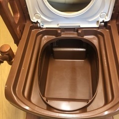 ポータブルトイレ　家具調　介護　福祉　便座　便器の画像