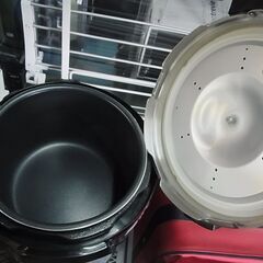 D＆S　家庭用マイコン電気圧力鍋　STL-EC50R　4.0L　キッチン家電　の画像