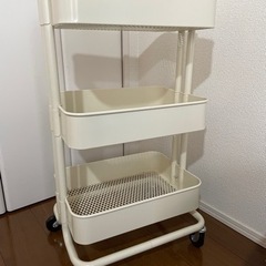 IKEA ワゴン　白