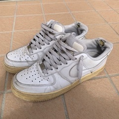 【今月中】NIKE エアフォース1  25.5