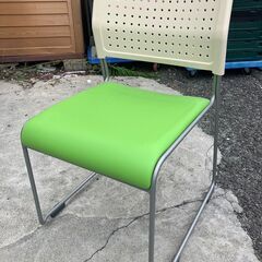 アイリスチトセ　スタッキングチェア