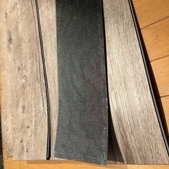 スゴい床　フローリング材　フロアタイルの画像