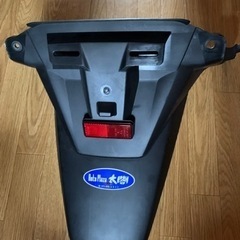 値下げ★新車外し★マジェスティ250 純正リアフェンダー