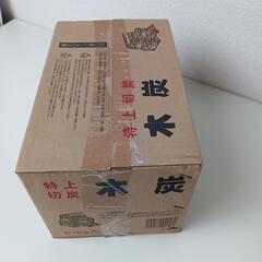 未開封　木炭1kg バーベキュー、キャンプにの画像