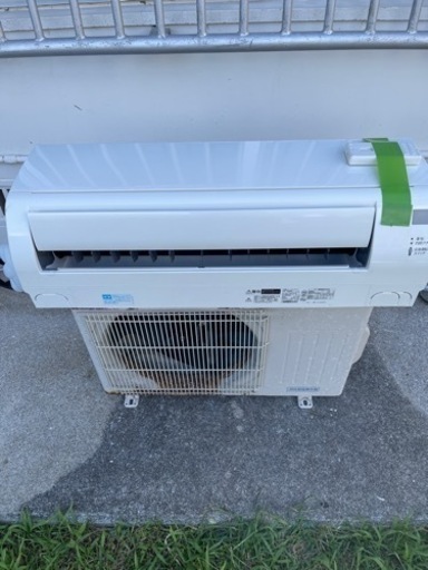 中古　三菱エアコン2.2kw 6畳〜