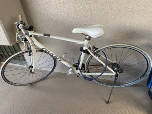 クロスバイク GIANT ESCAPE WHITE