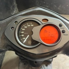 ★支払総額7.5万円★買取強化中！引き上げも可能です！ ヤマハ シグナス125X SE44J 国内2型シグナス！リアボックス付き！通勤通学に♪カスタムベースにも！の画像