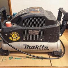 ⭐makita エアーコンプレッサー AC461XLK⭐