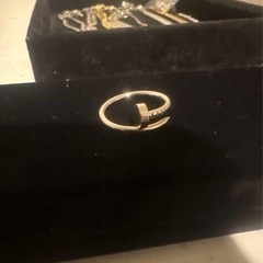 カルティエCARTIER ジュストアンクル SM K18WG 9号(49)リングの画像